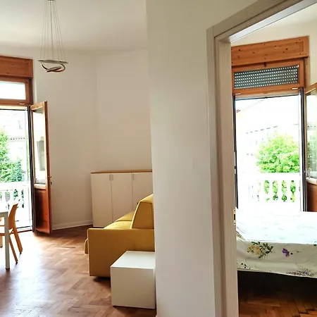 Triestecenter & - Colori Di Guest house